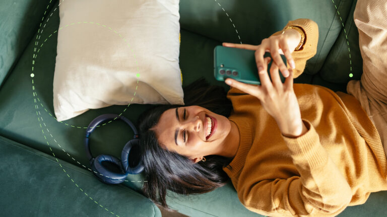 Colombia digital banking transformation article for Feedzai